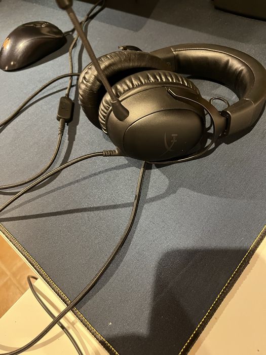 HyperX Cloud 3 with warranty64752173943554124