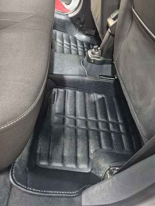 Килимки 5D Renault Logan ІІ с 2013 р.