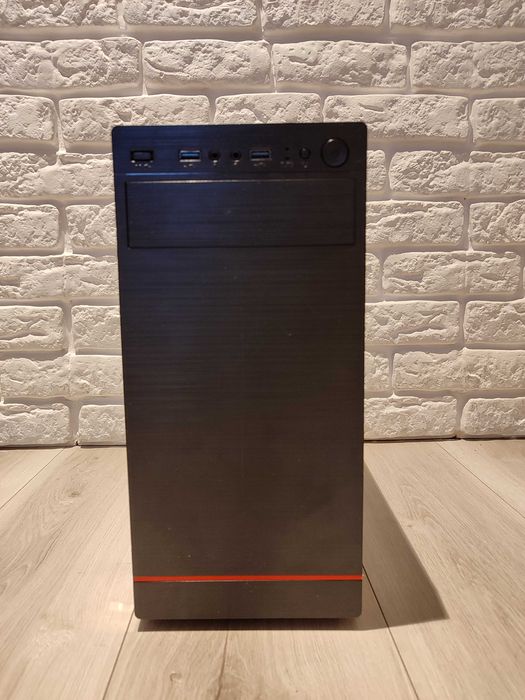 Komputer do gier Xeon 12x3.2 GHz/32GB DDR4/SSD NVME/RX570 Win 10/11