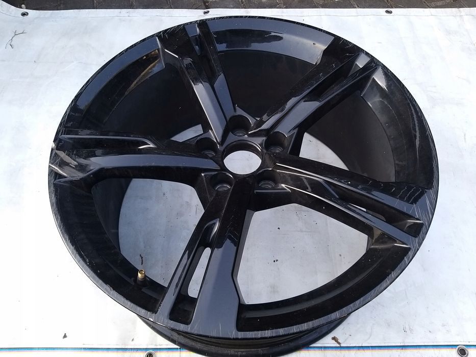 alu felga audi 8w0 19 8,5j et32