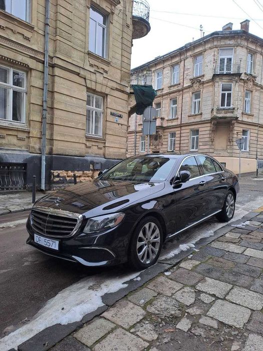 Mercedes-Benz E300 4matic W213