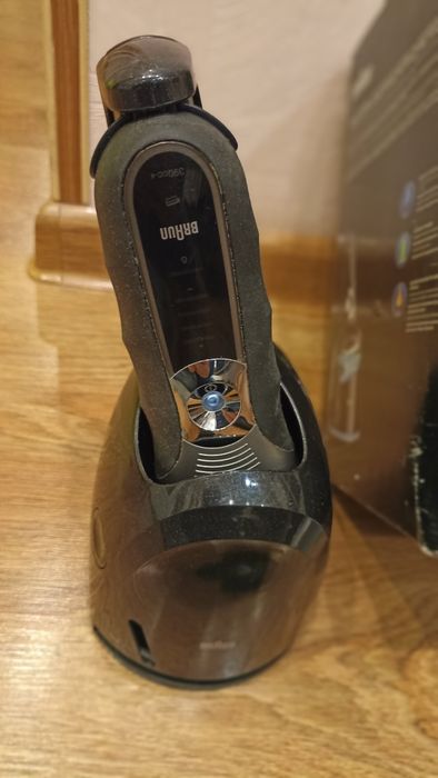 Електрична бритва BRAUN Series 3 390cc Без картріджів!