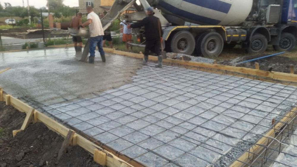 Залить фундамент, бетонные работы, своя опалубка, монолитные работы.