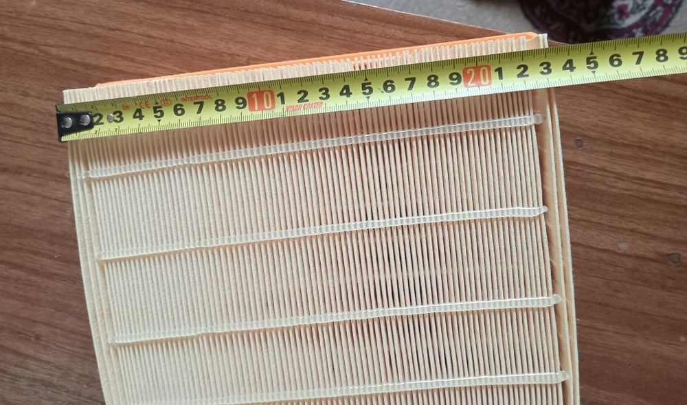 Фильтр воздушный 058 133 843