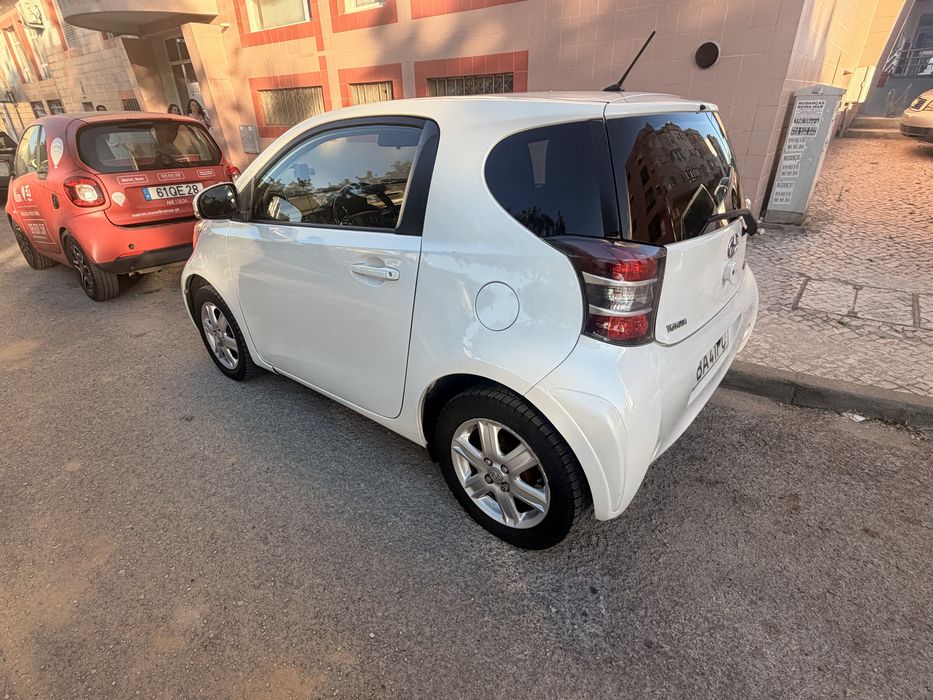 Toyota IQ 2011 Automático