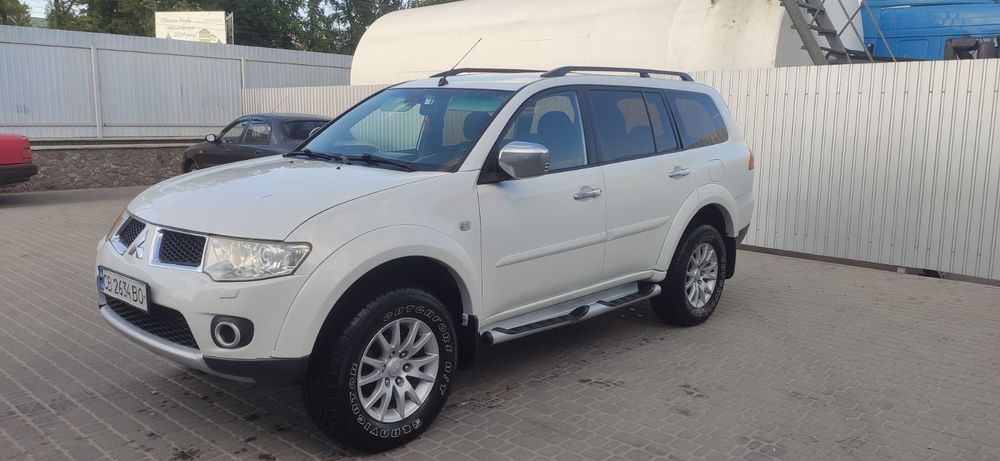 Mitsubishi Pajero Sport II
