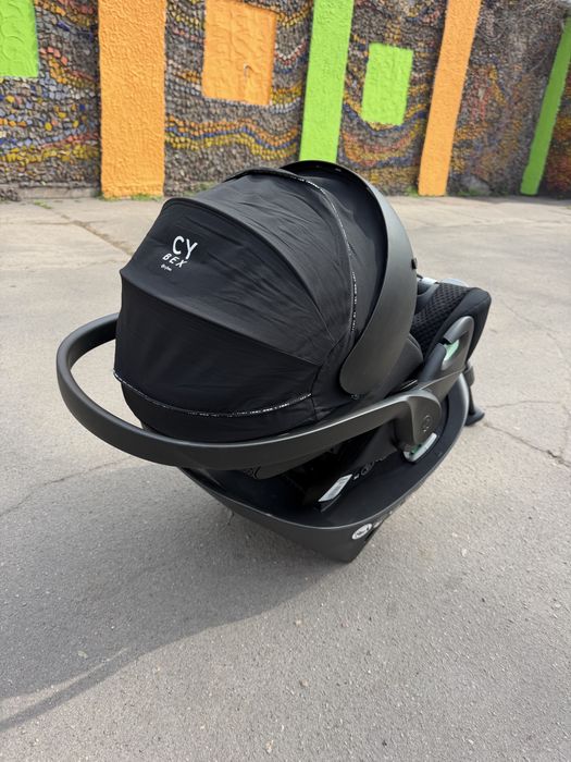 Автокрісло і база Cybex Cloud  T i-Size Urban