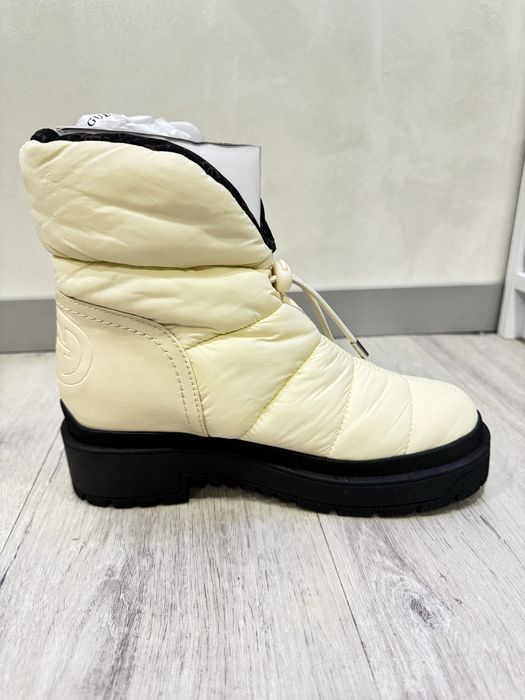 Демісезонні черевики Guess оригінал