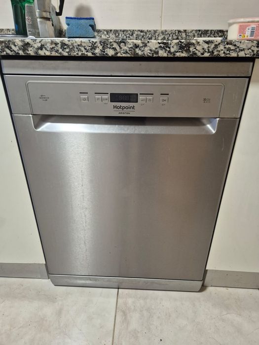 Lava loiças HOTPOINT 3Dzone Wash- 14 serviços