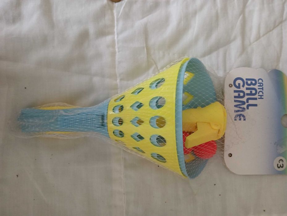 Jogo Infantil Catch Ball com gatilho novo
