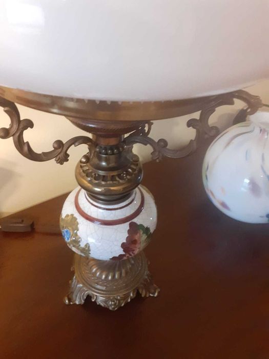 Mosiężno-porcelanowa lampa vintage