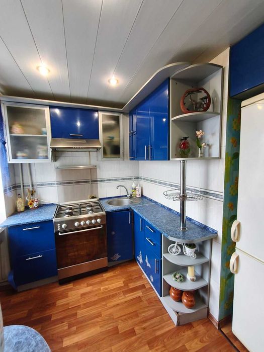 Продам 3-х комнатную в центре города