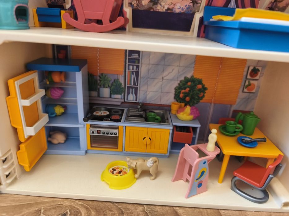 Domek Playmobil z akcesoriami gratis zagroda ze zwierzętami