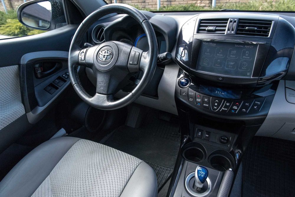 Продам електомобіль Toyota RAV4 EV 2012 року