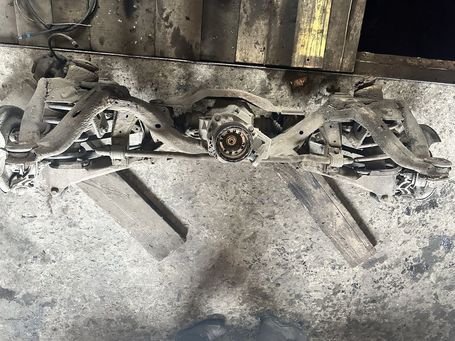 Задня підвіска Volvo xc90,2003