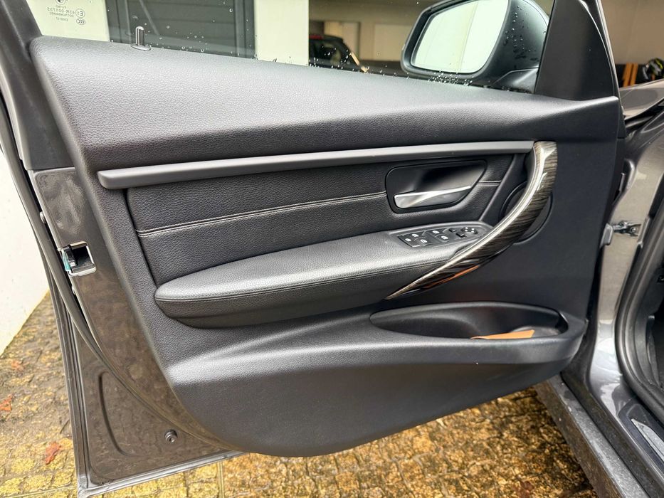 BMW 320D Touring Modern Line