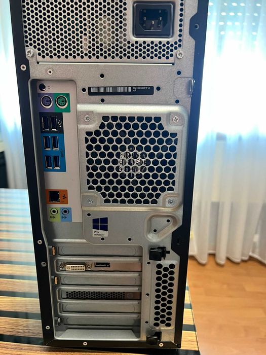 Workstation HP Z440 – Xeon E5-2680 v4 | 32GB DDR4 ECC | NVME 128GB + HDD 1TB | NVIDIA Quadro K620