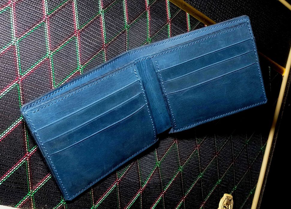 Синий классический кожаный кошелёк портмоне бумажник гаманець