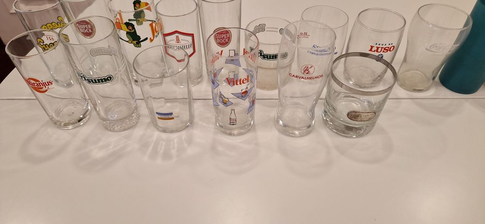 Vários copos de várias marcas 68 unidades