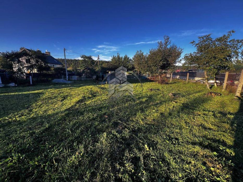 Продаж земельної ділянки у Рудно