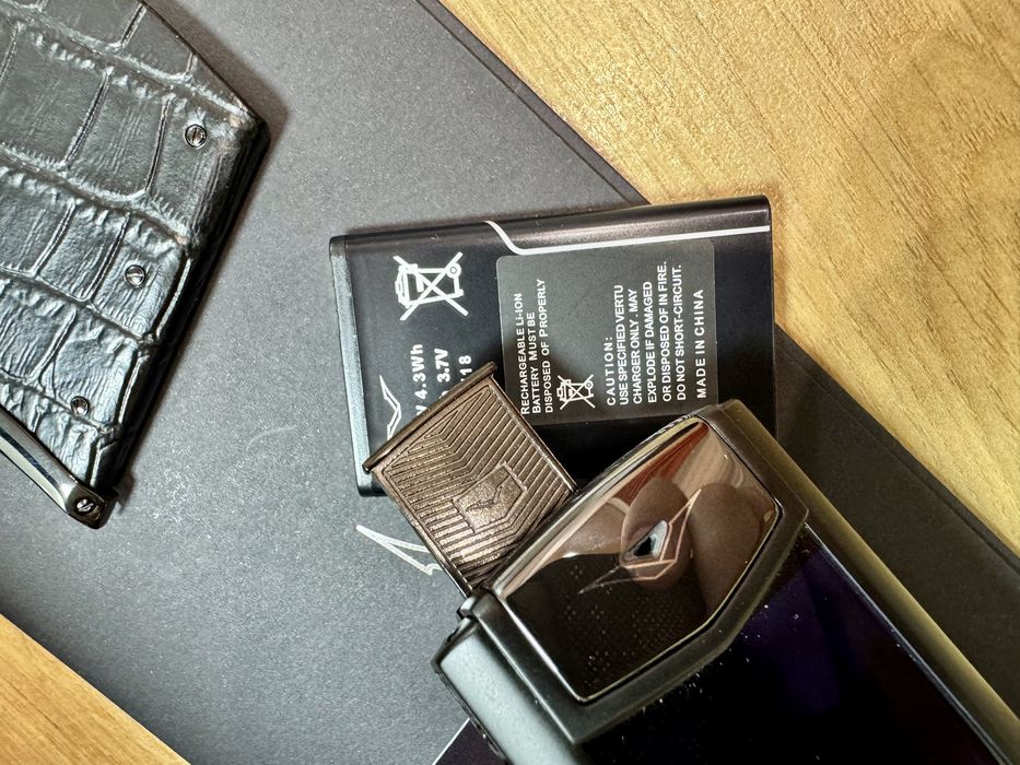 Телефон Vertu, vertu signature , верту