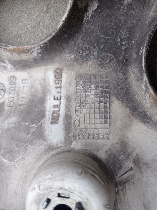 Колпак R 14  Peugeot  9648316280 Б/У