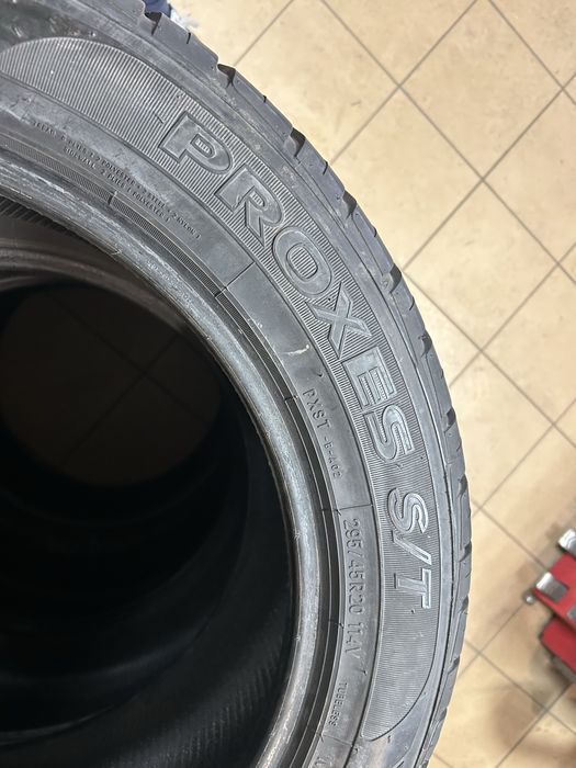 Toyo proxes 295/45/20