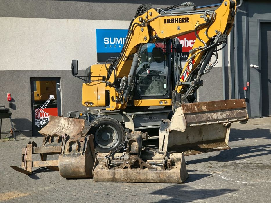 Liebherr A 910 Compact Litronic  Koparka kołowa Liebherr A 910 Compact Litronic + Pełny Zestaw Osprzęt