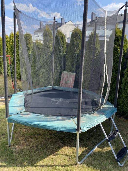 Trampolina uzywana o srednicy uzytkowej 150cm