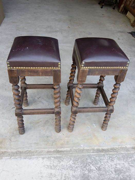 Banquetas altas de madeira