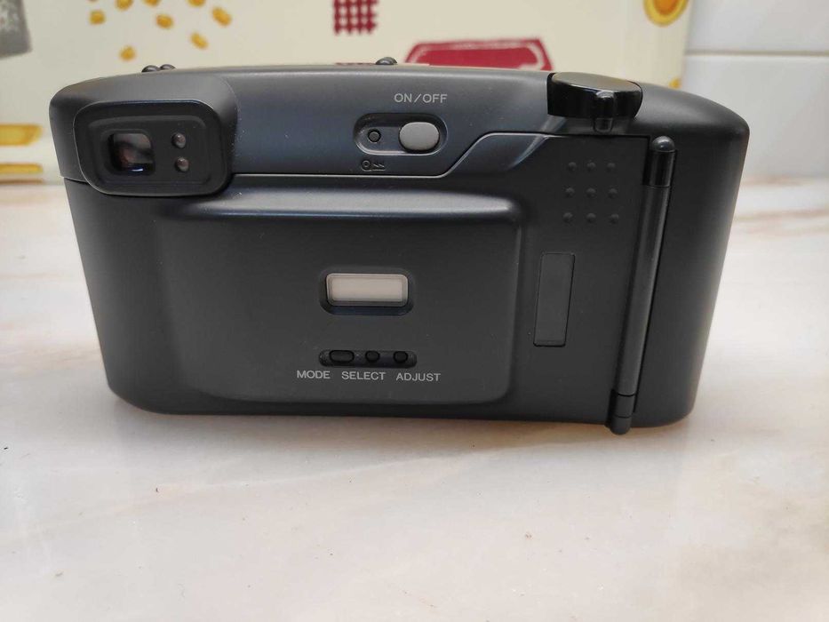 Máquina fotográfica Minolta Riva Zoom 14 EX