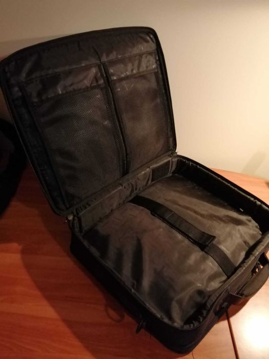 Black fabric laptop case424127086786652161
