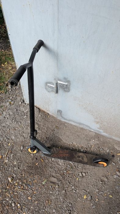 Самокат трюковый