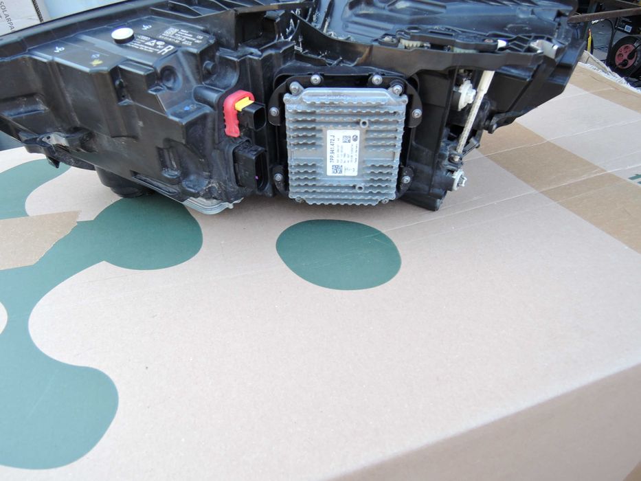 AUDI A6 S6 RS6 4G0.9410.36B MATRIX  lift Lampa prawa  kompletna europa
