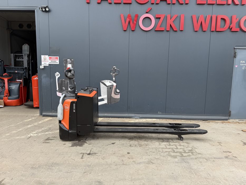 Paleciak elektryczny Toyota BT Lpe 2000 kg 2018 r widły 240 cm wózek