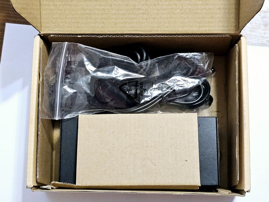 Свіч HDMI KVM 3 Monitor 2x3 VPFET VP-SW231