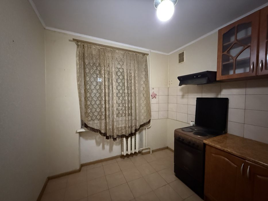 Продам двокімнатну квартиру по пр. Волі в центрі біля 4школи