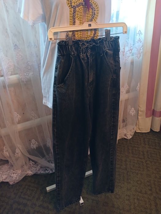 Джинсы  42размера