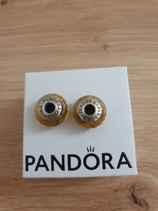 Pandora Charms Murano, fasetki miodowe złote