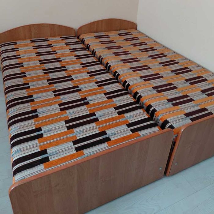 Tapczany jednoosobowe