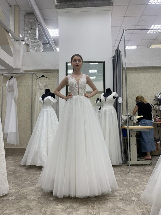 Весільна сукня нова
