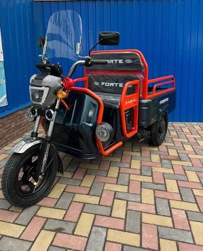 Вантажний електричний трицикл FORTE GP-1000-C