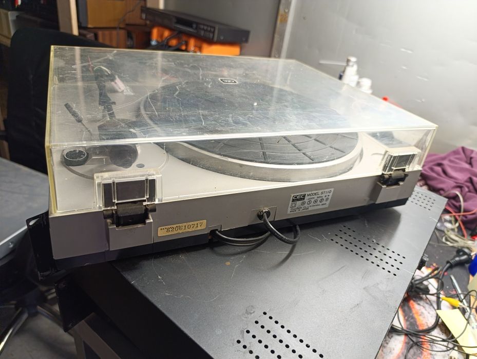 Gramofon Cec ST110 do przejrzenia