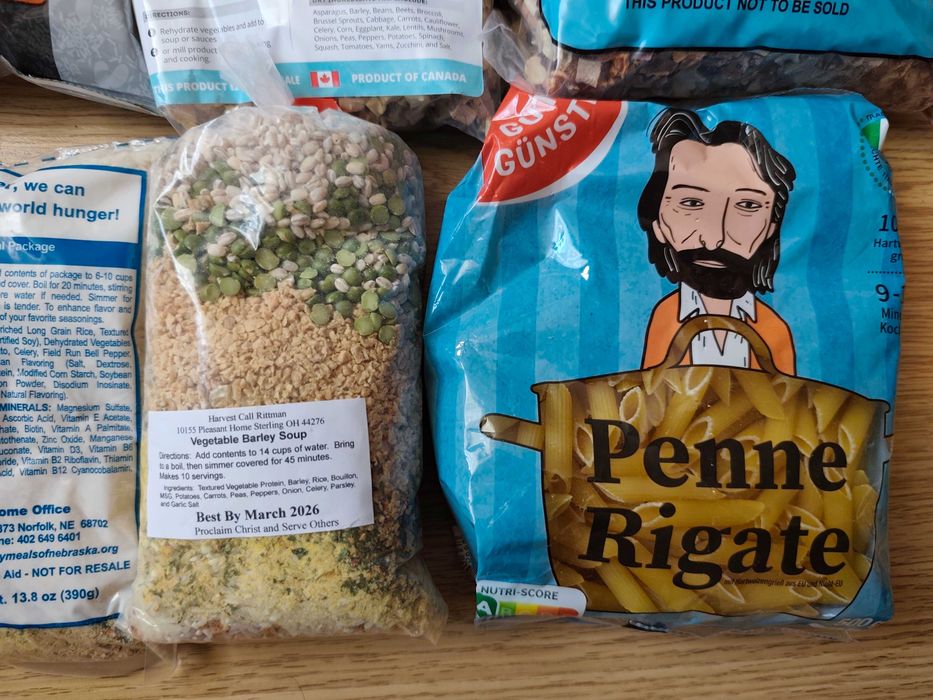 Продукти харчування, крупи, консерви, овочеві суміші