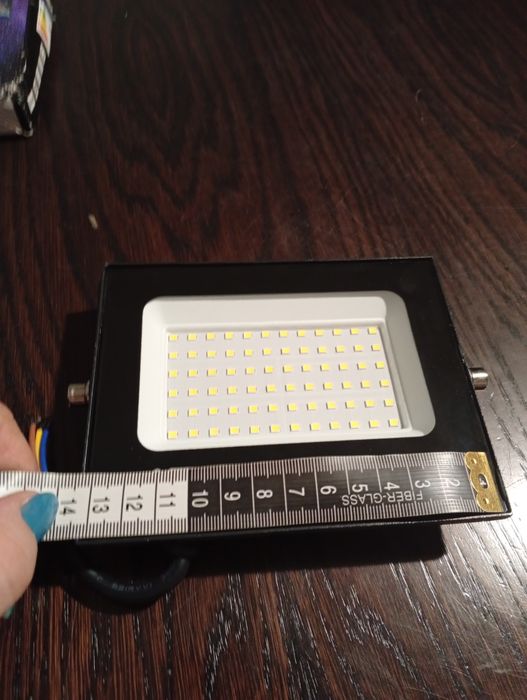 Halogen /naświetlacz LED o mocy 50W