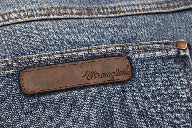 Джинсы бойфренды женские Wrangler x Levis