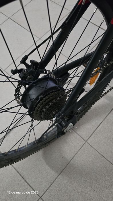 Bicicleta eléctrica BTT Wayscral Anyway E200