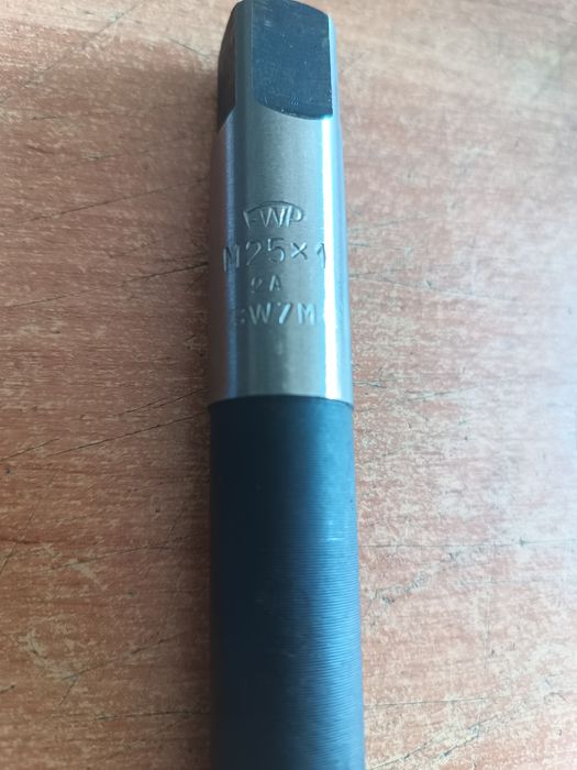 Gwintownik maszynowy NGMf 25x1 Fwp Vis