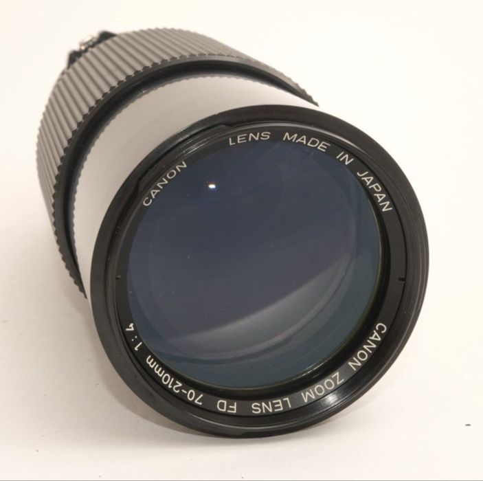 Canon FD 70-210mm f/4 MACRO