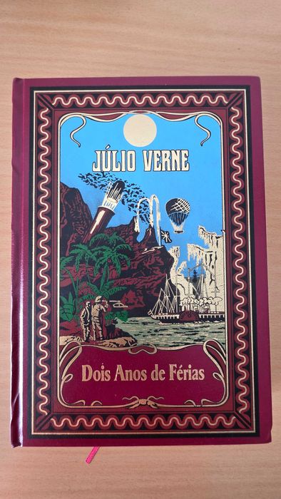 Livro "Dois Anos de Férias" de Júlio Verne